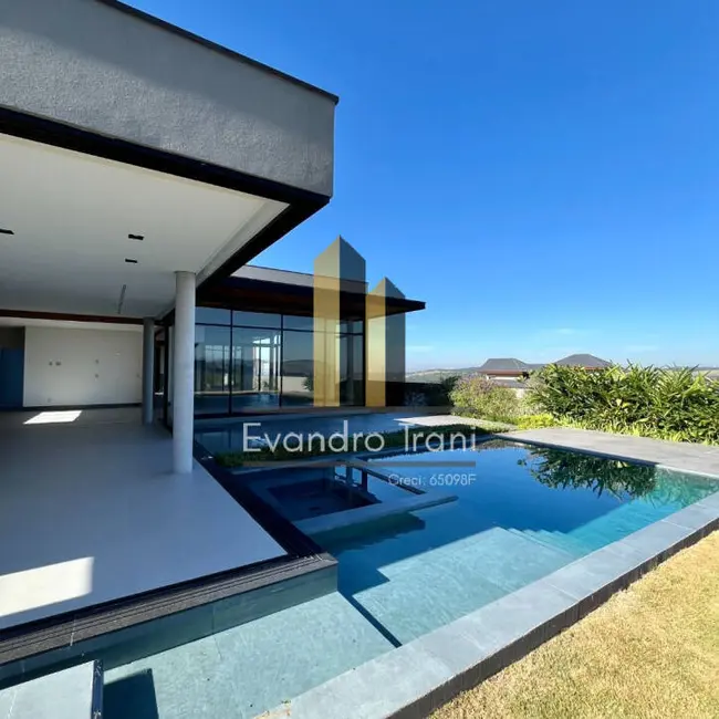 Foto 4 de Casa com 4 quartos à venda, 600m2 em Sao Jose Dos Campos - SP