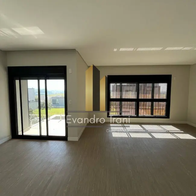 Foto 5 de Casa com 5 quartos à venda, 397m2 em Sao Jose Dos Campos - SP