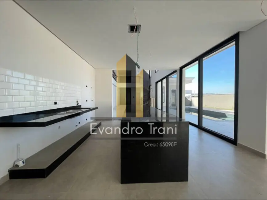 Casa com 4 quartos à venda, 450m2 em Sao Jose Dos Campos - SP - imagem 7 Foto 7 de Casa com 4 quartos à venda, 450m2 em Sao Jose Dos Campos - SP