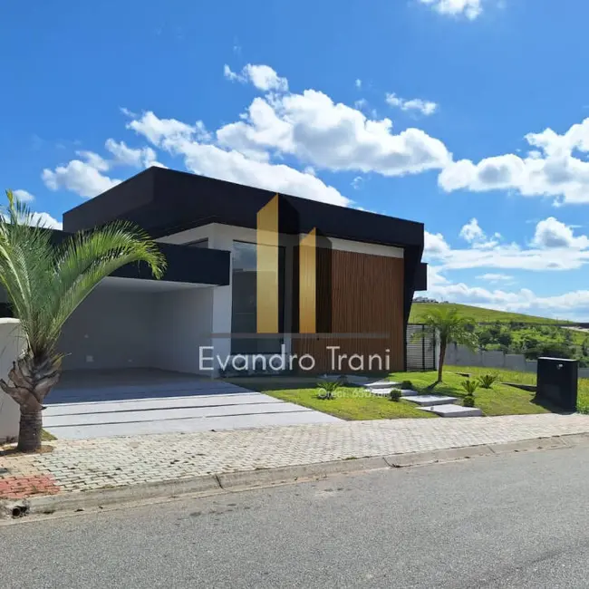 Foto 3 de Casa com 3 quartos à venda, 270m2 em Sao Jose Dos Campos - SP