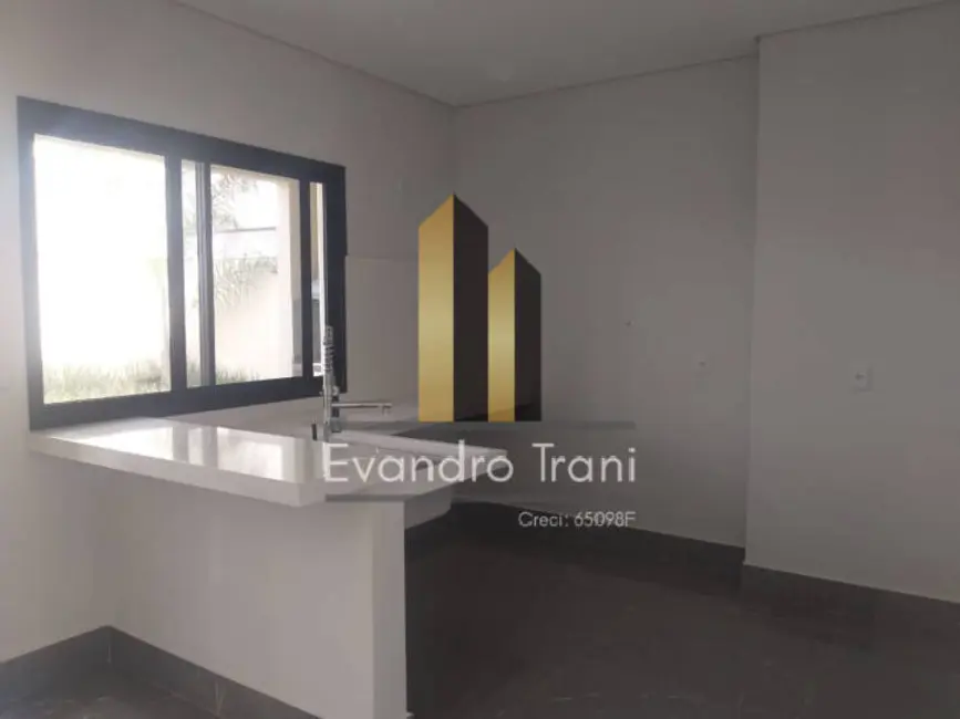 Foto 8 de Casa com 4 quartos à venda, 235m2 em Sao Jose Dos Campos - SP