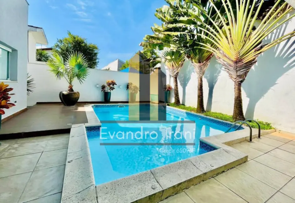 Casa com 4 quartos à venda, 350m2 em Sao Jose Dos Campos - SP - imagem 7 Foto 7 de Casa com 4 quartos à venda, 350m2 em Sao Jose Dos Campos - SP