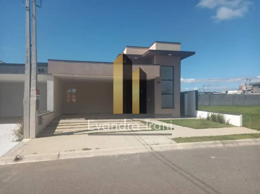 Foto 1 de Casa com 3 quartos à venda, 159m2 em Cacapava - SP