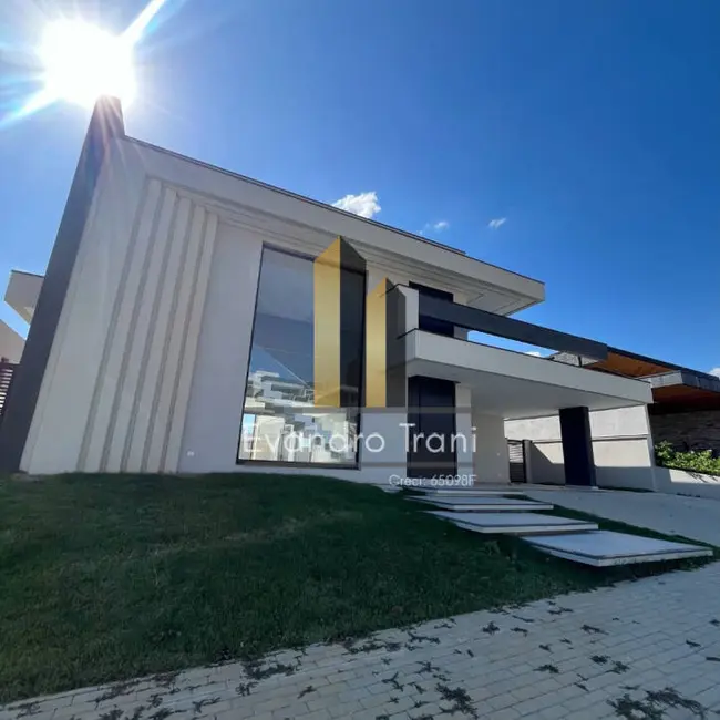 Foto 1 de Casa com 3 quartos à venda, 363m2 em Sao Jose Dos Campos - SP