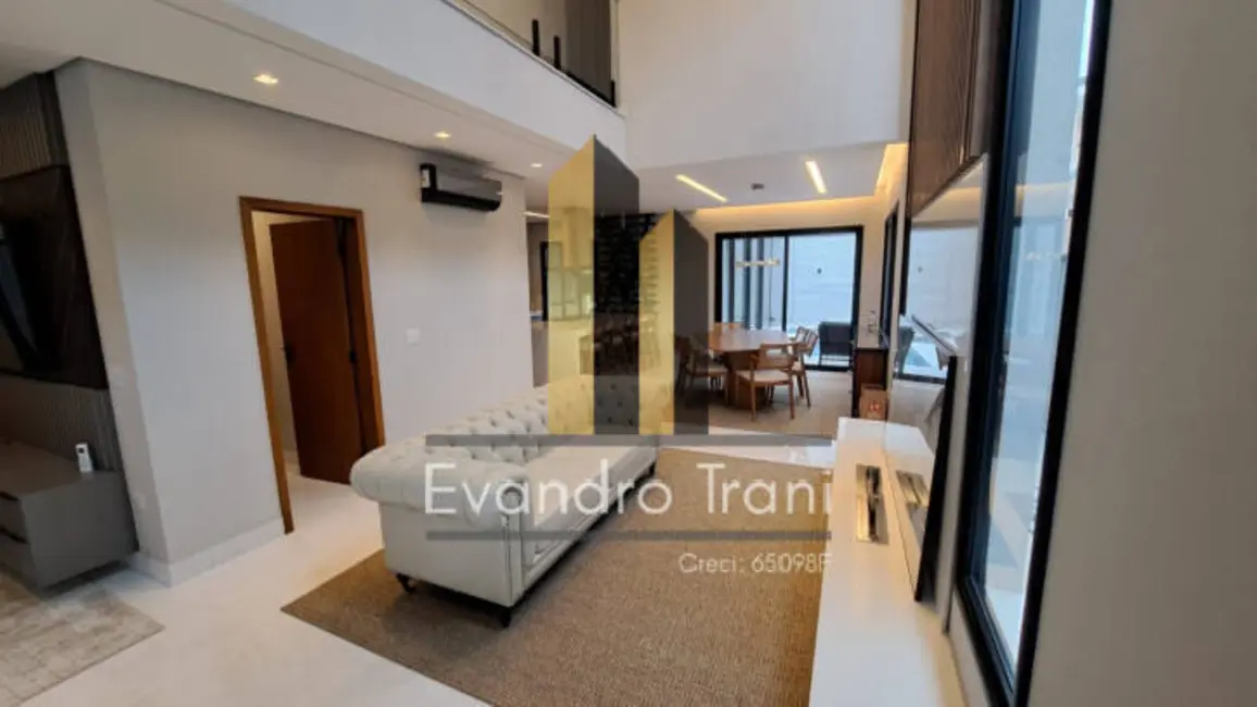 Foto 2 de Casa com 4 quartos à venda, 270m2 em Sao Jose Dos Campos - SP