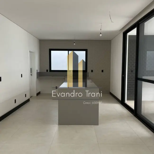 Foto 6 de Casa com 4 quartos à venda, 300m2 em Sao Jose Dos Campos - SP