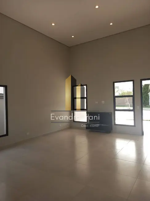 Foto 7 de Casa com 3 quartos à venda, 163m2 em Bairro do Grama, Cacapava - SP