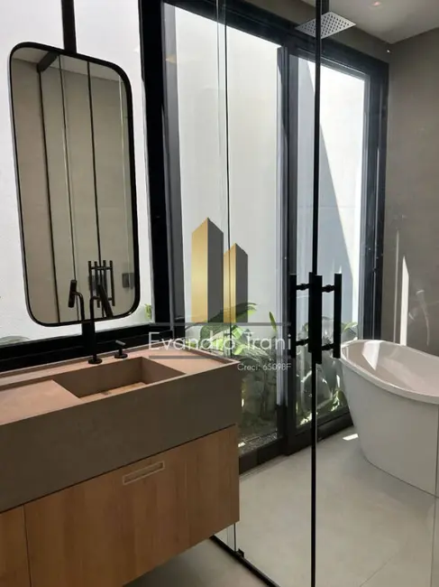 Foto 7 de Casa com 3 quartos à venda, 239m2 em Sao Jose Dos Campos - SP