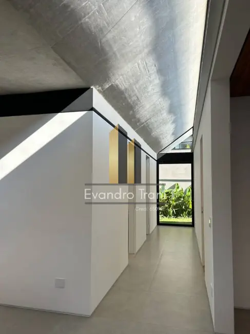 Foto 8 de Casa com 3 quartos à venda, 239m2 em Sao Jose Dos Campos - SP