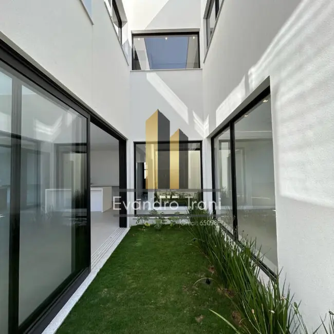 Foto 6 de Casa com 4 quartos à venda, 530m2 em Sao Jose Dos Campos - SP