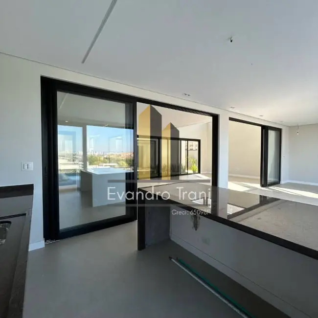 Foto 9 de Casa com 4 quartos à venda, 530m2 em Sao Jose Dos Campos - SP