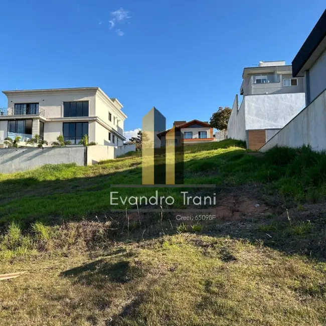 Foto 3 de Terreno / Lote à venda, 451m2 em Sao Jose Dos Campos - SP