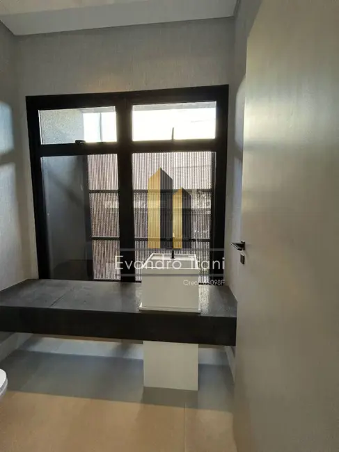 Foto 8 de Casa com 4 quartos à venda, 630m2 em Sao Jose Dos Campos - SP