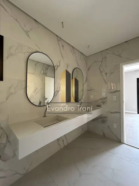 Foto 9 de Casa com 4 quartos à venda, 349m2 em Sao Jose Dos Campos - SP