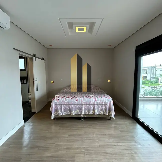 Casa com 3 quartos à venda, 481m2 em Sao Jose Dos Campos - SP - imagem 9 Foto 9 de Casa com 3 quartos à venda, 481m2 em Sao Jose Dos Campos - SP