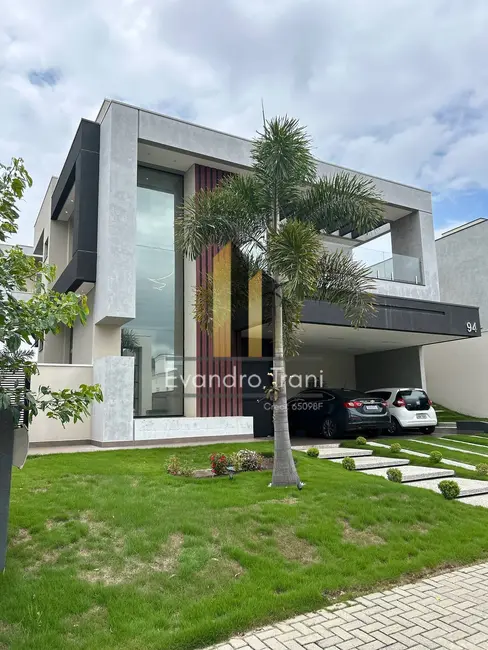 Casa com 3 quartos à venda, 481m2 em Sao Jose Dos Campos - SP - imagem 1 Foto 1 de Casa com 3 quartos à venda, 481m2 em Sao Jose Dos Campos - SP