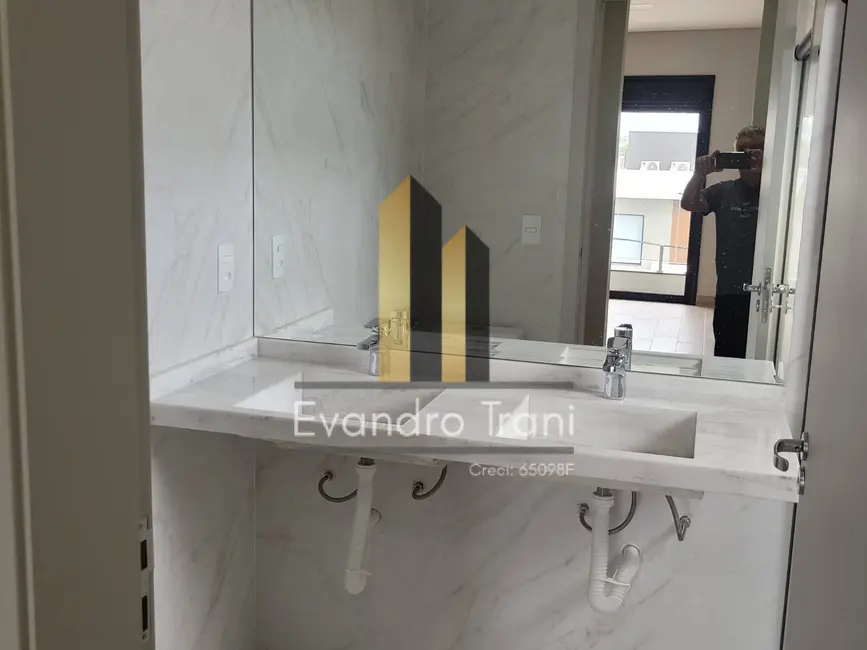 Foto 8 de Casa com 4 quartos à venda, 263m2 em Sao Jose Dos Campos - SP