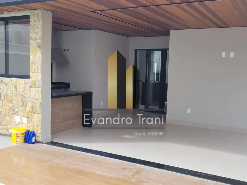 Foto 4 de Casa com 4 quartos à venda, 263m2 em Sao Jose Dos Campos - SP