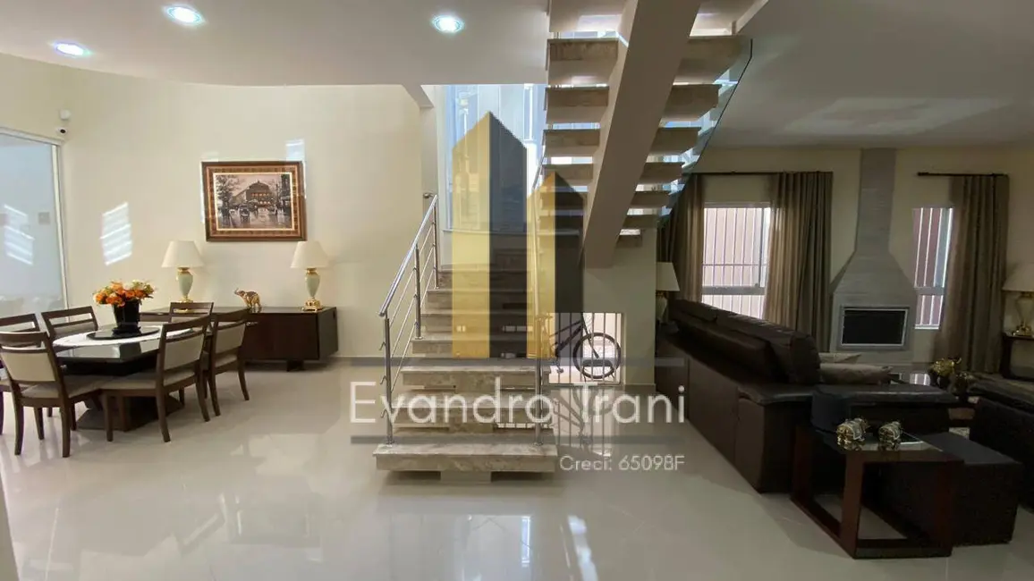 Foto 5 de Casa com 5 quartos à venda, 360m2 em Sao Jose Dos Campos - SP