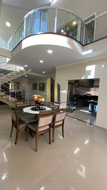 Foto 8 de Casa com 5 quartos à venda, 360m2 em Sao Jose Dos Campos - SP