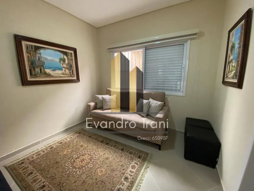 Foto 6 de Casa com 5 quartos à venda, 360m2 em Sao Jose Dos Campos - SP