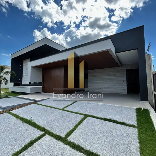Foto 1 de Casa com 4 quartos à venda, 243m2 em Sao Jose Dos Campos - SP