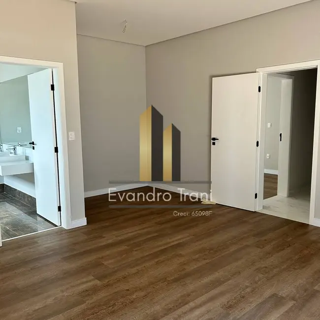 Foto 6 de Casa com 4 quartos à venda, 243m2 em Sao Jose Dos Campos - SP