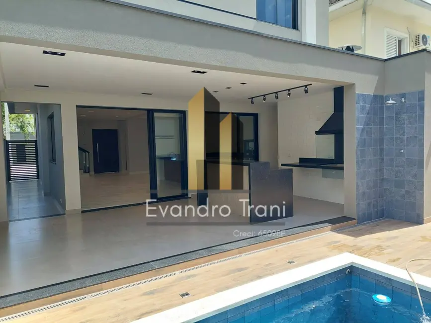 Foto 1 de Casa com 3 quartos à venda, 250m2 em Sao Jose Dos Campos - SP