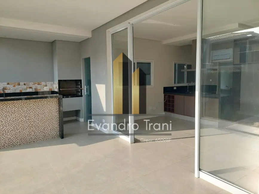 Foto 7 de Casa com 5 quartos à venda, 264m2 em Sao Jose Dos Campos - SP