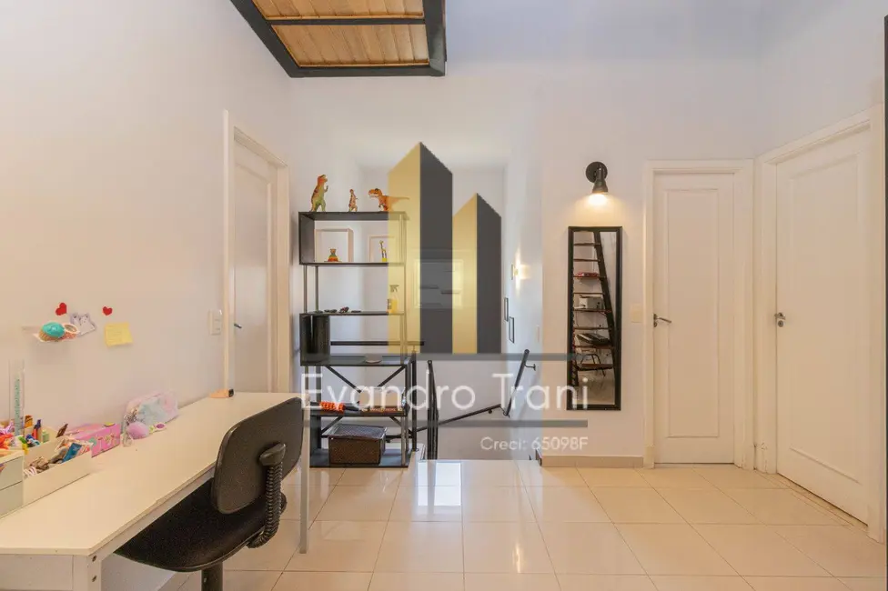 Casa com 3 quartos à venda, 170m2 em Sao Jose Dos Campos - SP - imagem 3 Foto 3 de Casa com 3 quartos à venda, 170m2 em Sao Jose Dos Campos - SP