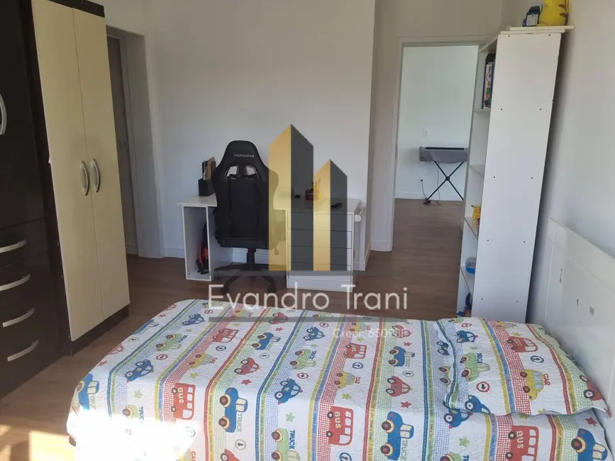 Casa com 3 quartos à venda, 451m2 em Sao Jose Dos Campos - SP - imagem 5 Foto 5 de Casa com 3 quartos à venda, 451m2 em Sao Jose Dos Campos - SP