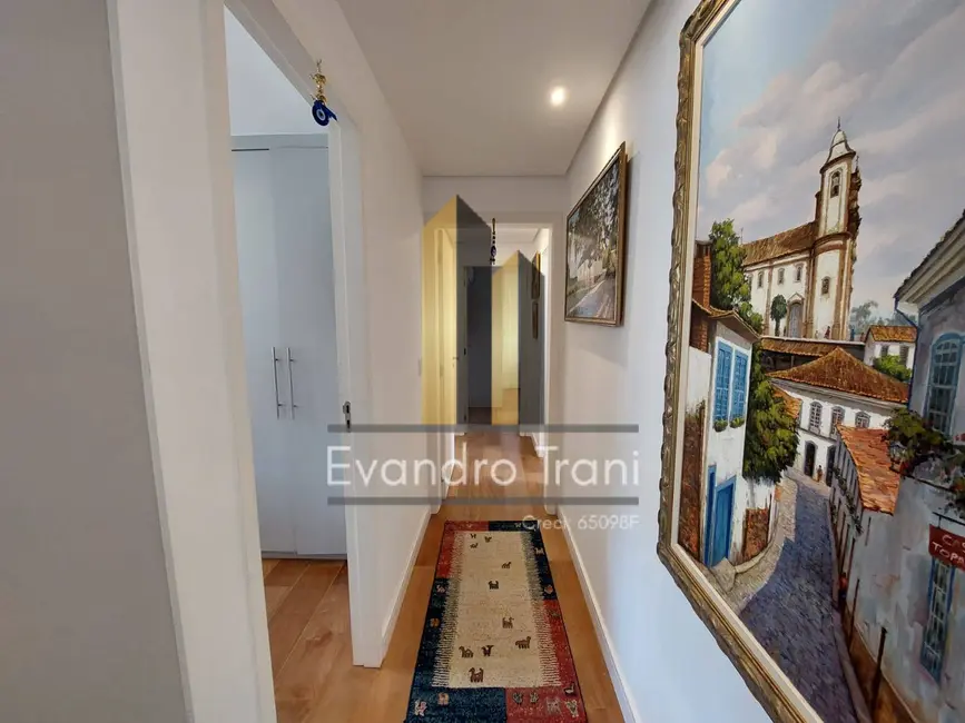 Apartamento com 3 quartos à venda, 150m2 em Sao Jose Dos Campos - SP - imagem 4 Foto 4 de Apartamento com 3 quartos à venda, 150m2 em Sao Jose Dos Campos - SP