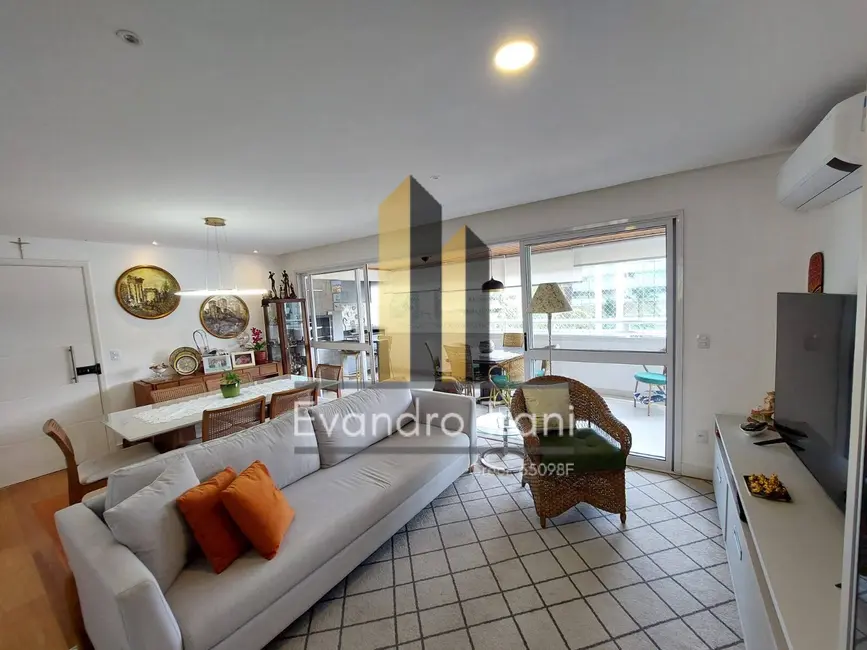 Apartamento com 3 quartos à venda, 150m2 em Sao Jose Dos Campos - SP - imagem 2 Foto 2 de Apartamento com 3 quartos à venda, 150m2 em Sao Jose Dos Campos - SP