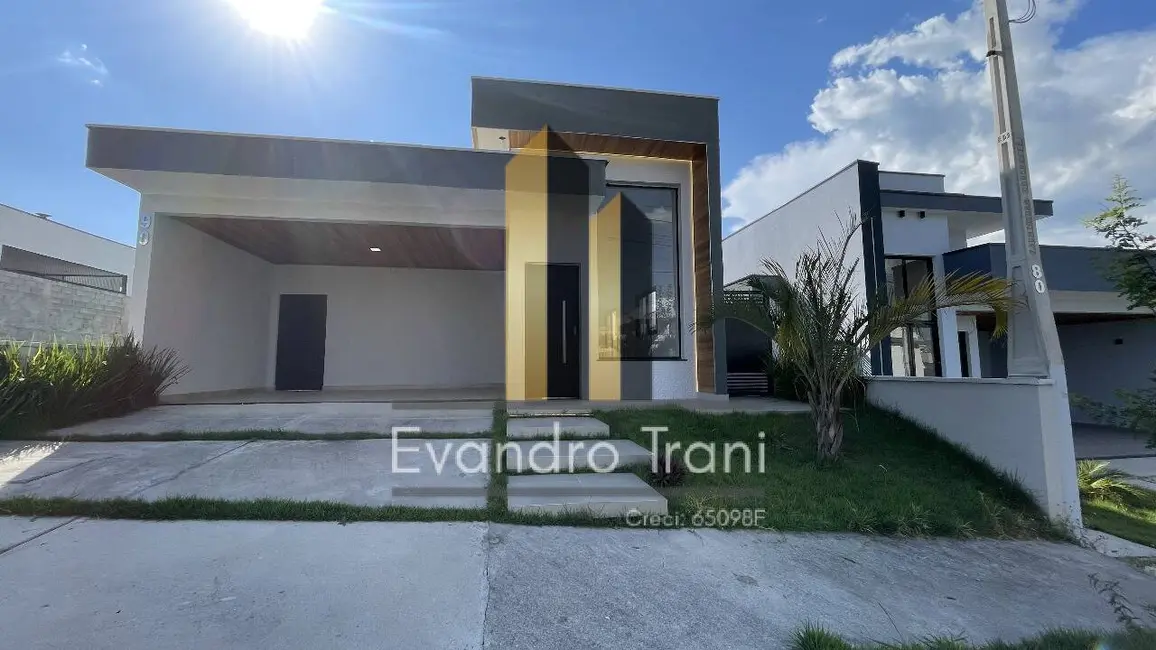 Foto 2 de Casa com 3 quartos à venda, 250m2 em Parque Residencial Maria Elmira, Cacapava - SP