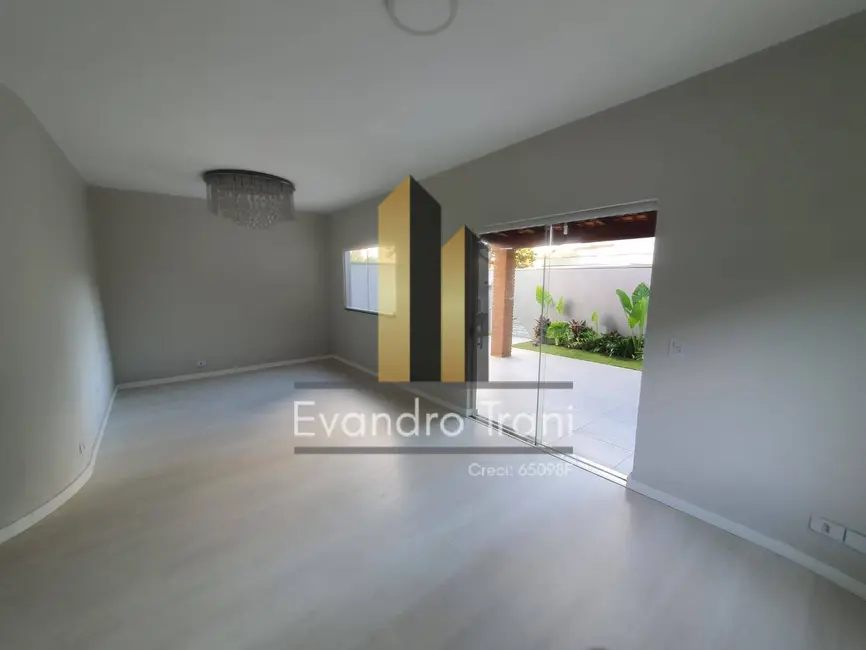 Foto 8 de Casa com 3 quartos à venda, 250m2 em Sao Jose Dos Campos - SP