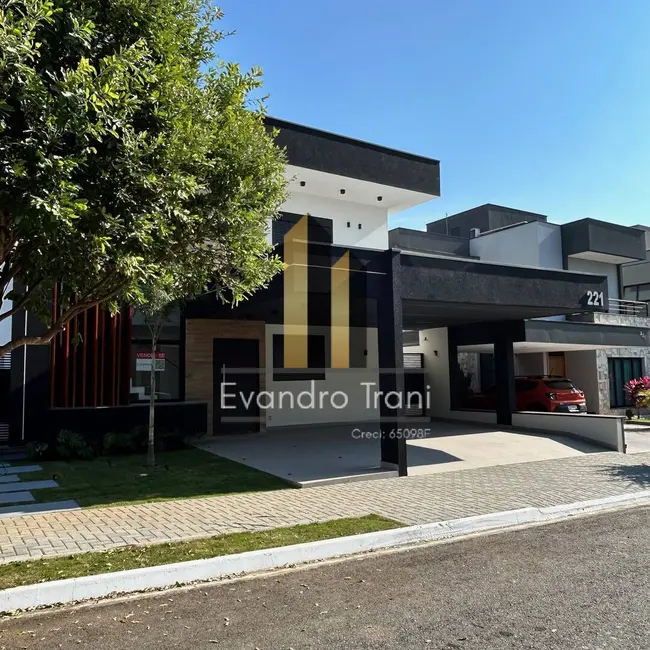 Foto 3 de Casa com 3 quartos à venda, 268m2 em Sao Jose Dos Campos - SP