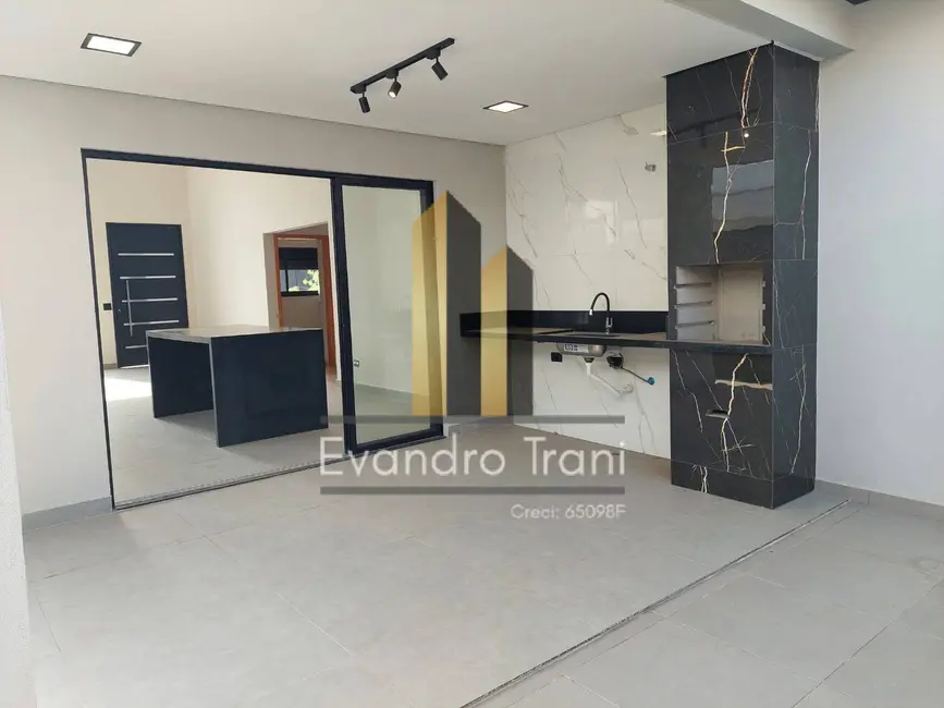 Foto 1 de Casa com 3 quartos à venda, 250m2 em Sao Jose Dos Campos - SP