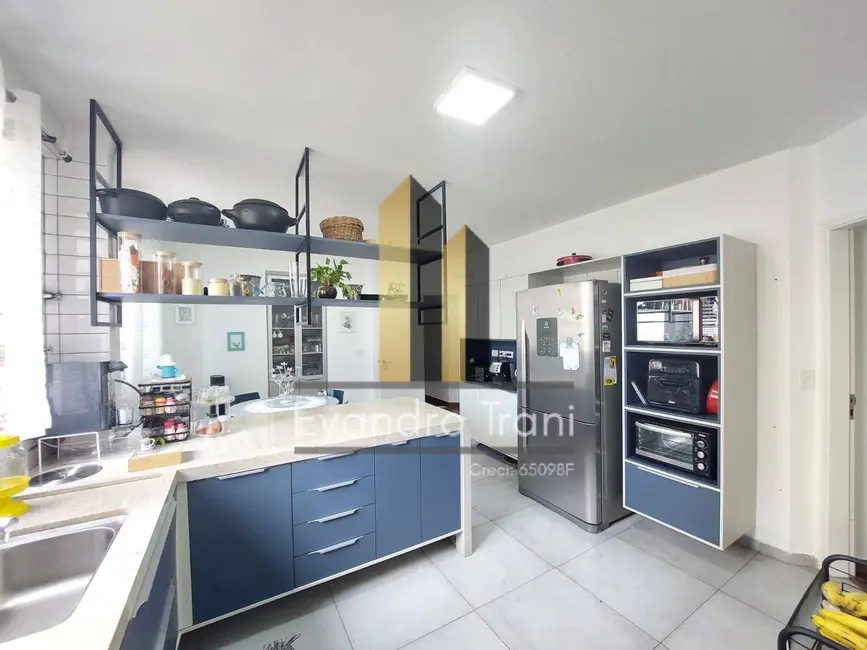 Foto 6 de Apartamento com 4 quartos à venda, 200m2 em Sao Jose Dos Campos - SP