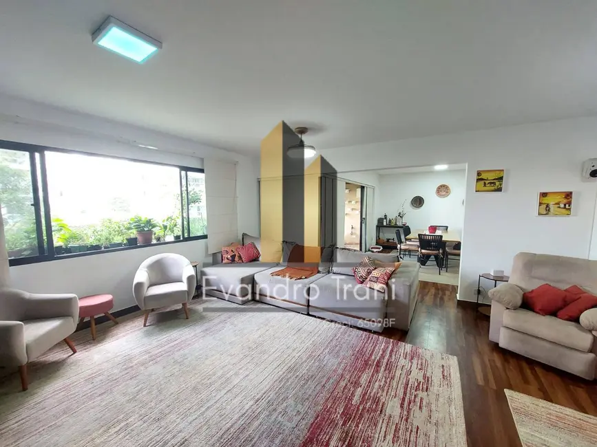 Foto 2 de Apartamento com 4 quartos à venda, 200m2 em Sao Jose Dos Campos - SP