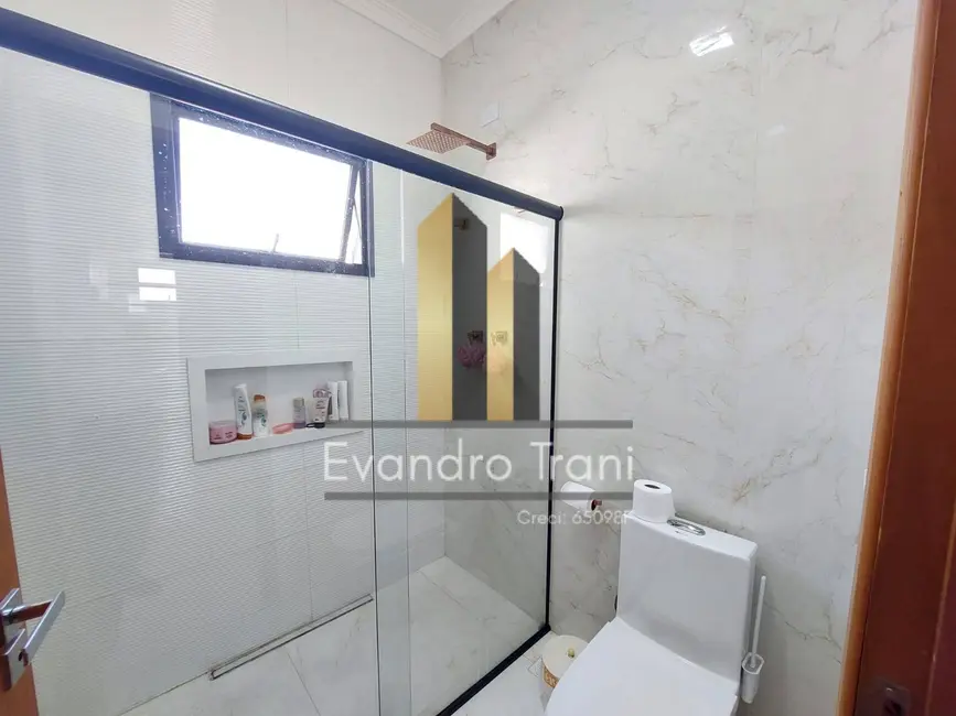 Foto 5 de Casa com 4 quartos à venda, 350m2 em Sao Jose Dos Campos - SP