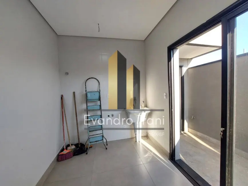 Foto 9 de Casa com 3 quartos à venda, 250m2 em Sao Jose Dos Campos - SP