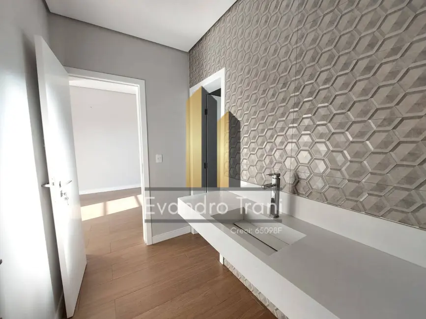 Foto 8 de Casa com 3 quartos à venda, 250m2 em Sao Jose Dos Campos - SP