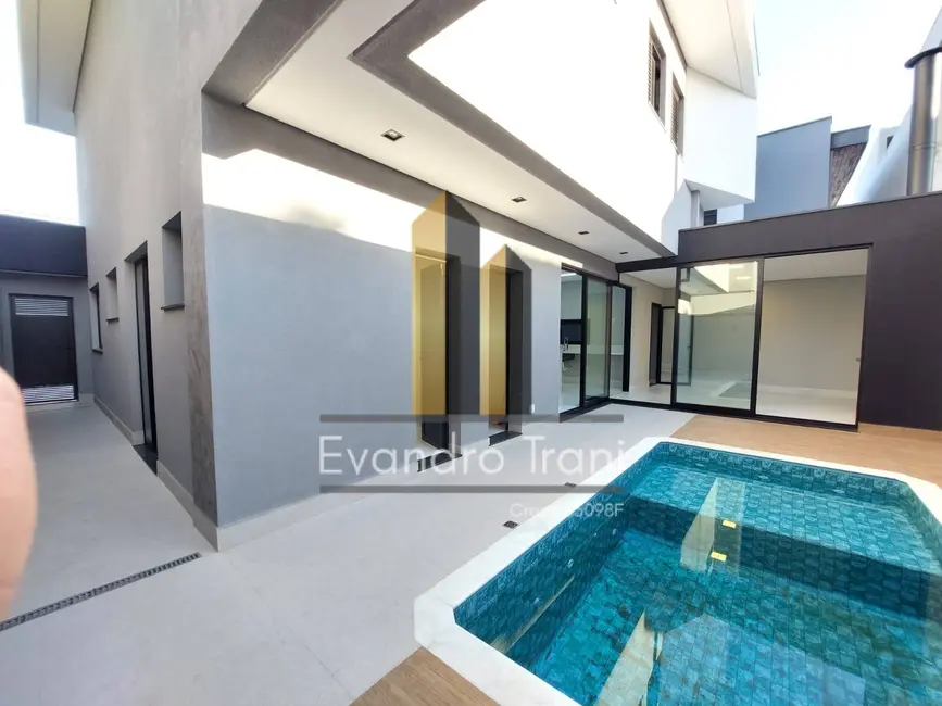 Foto 2 de Casa com 3 quartos à venda, 265m2 em Sao Jose Dos Campos - SP