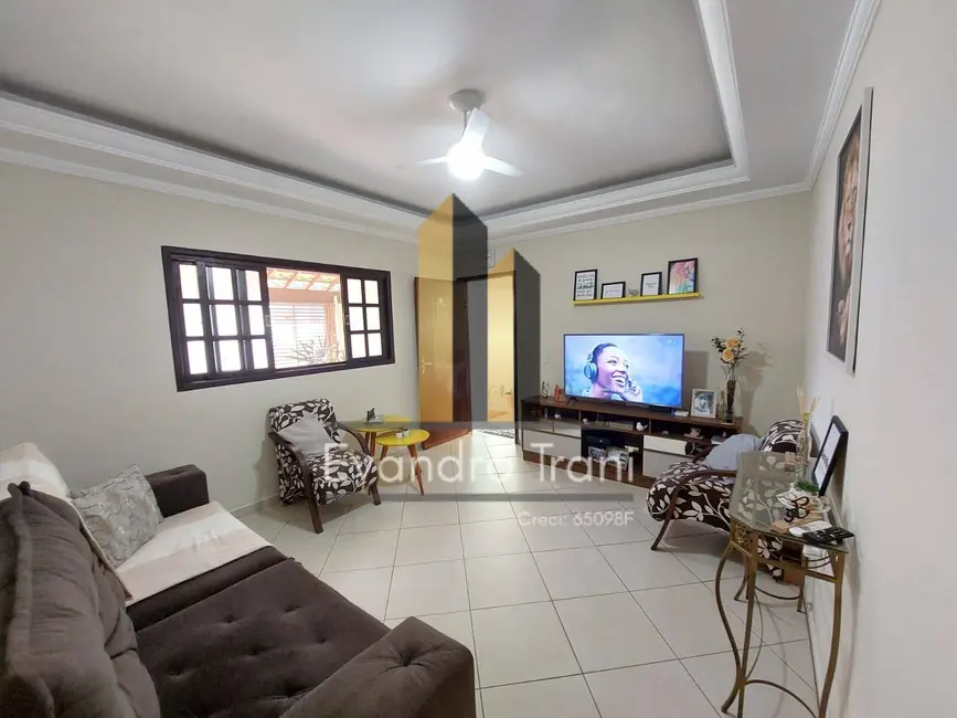 Foto 2 de Casa com 3 quartos à venda, 167m2 em Sao Jose Dos Campos - SP