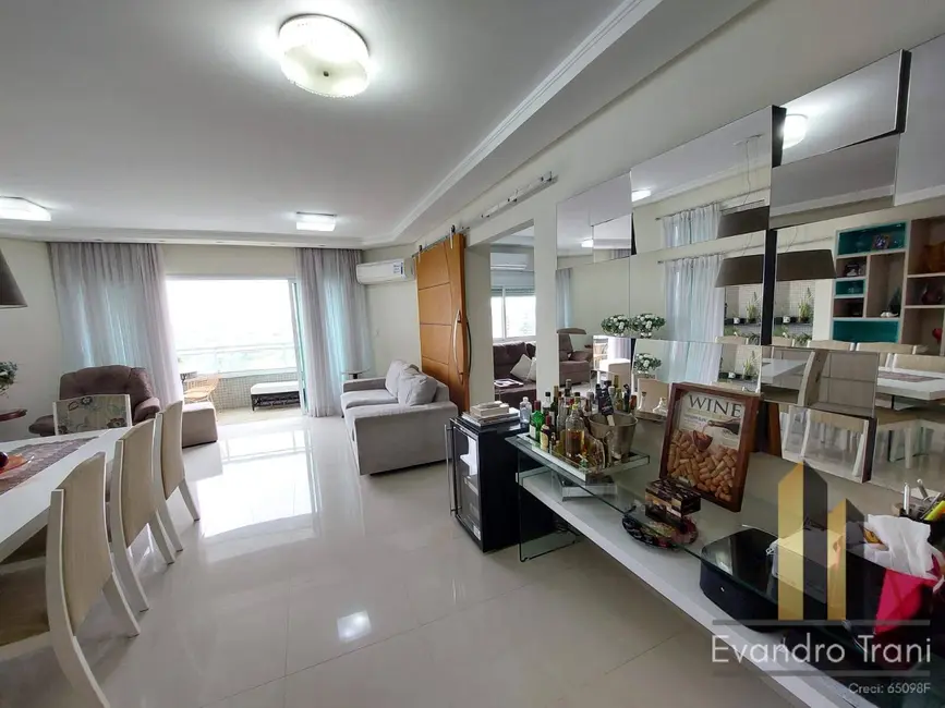 Foto 8 de Apartamento com 4 quartos à venda, 250m2 em Sao Jose Dos Campos - SP