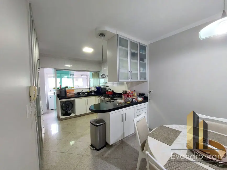 Foto 6 de Apartamento com 4 quartos à venda, 250m2 em Sao Jose Dos Campos - SP
