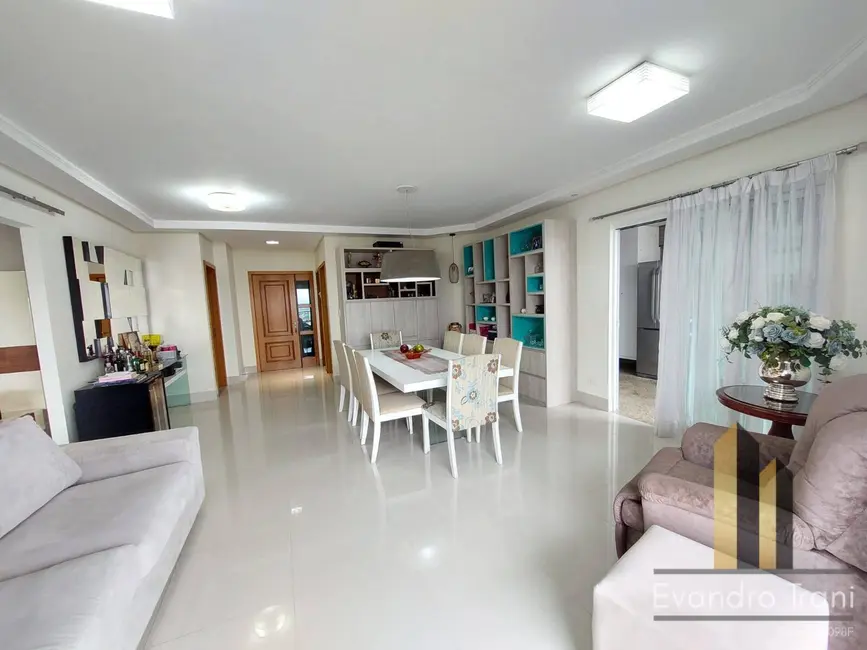 Foto 5 de Apartamento com 4 quartos à venda, 250m2 em Sao Jose Dos Campos - SP