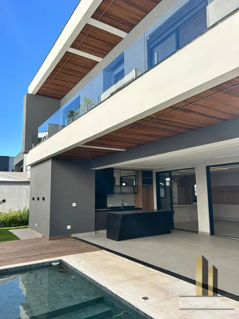 Foto 4 de Casa com 4 quartos à venda, 393m2 em Sao Jose Dos Campos - SP