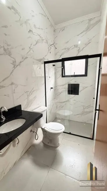 Casa com 3 quartos à venda, 125m2 em Sao Jose Dos Campos - SP - imagem 4 Foto 4 de Casa com 3 quartos à venda, 125m2 em Sao Jose Dos Campos - SP