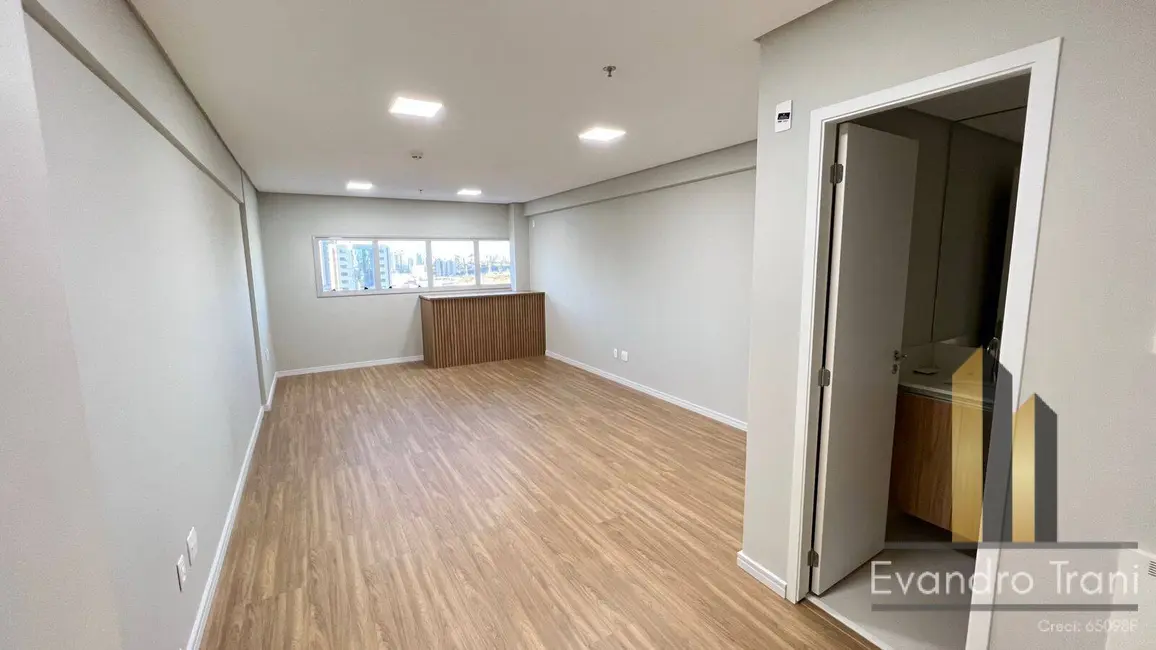Foto 2 de Sala Comercial à venda, 33m2 em Sao Jose Dos Campos - SP